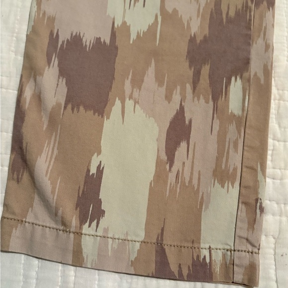 Izod Camouflage Chinos - Picture 2 of 6